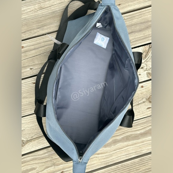 Coach travel bag/ Weekender bag / duffle bag - Picture 5 of 7